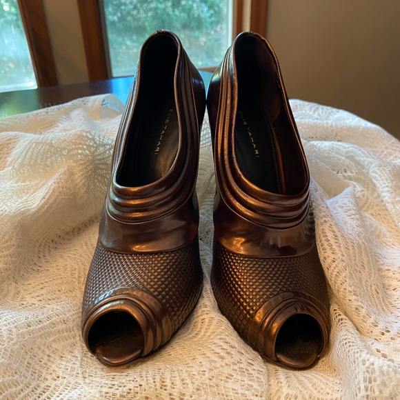 Elie Tahari - Bronze Peep Toe Heels - Picture 2 of 10